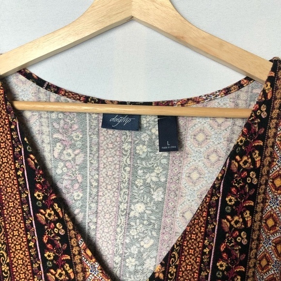 Daytrip Boho Button Down Floral V-Neck Flowy Long Sleeve Top L - Picture 6 of 13